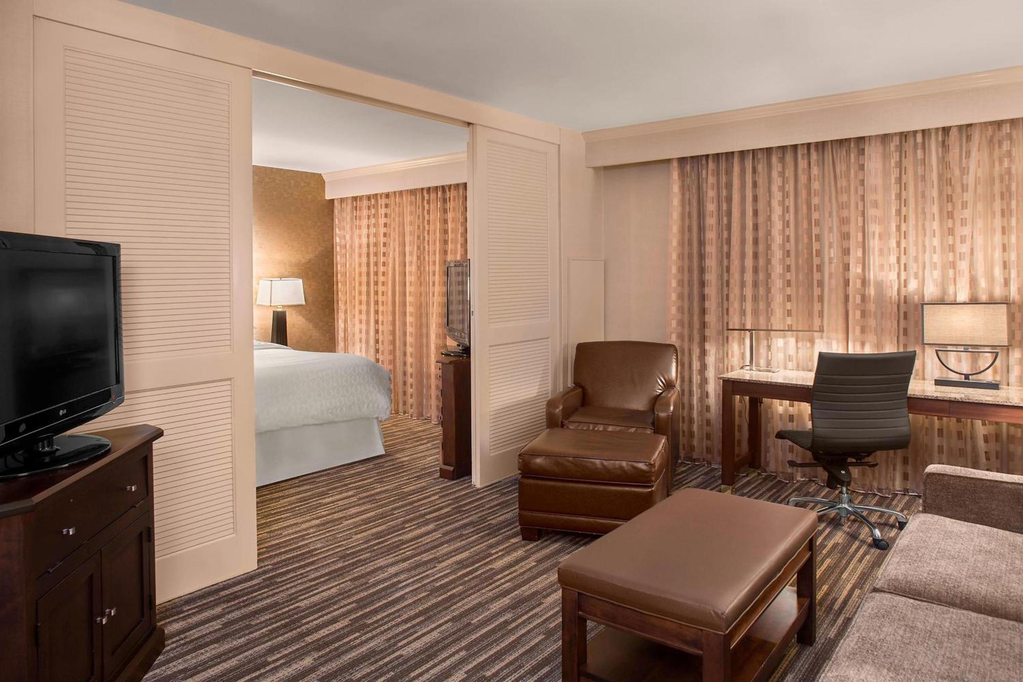 เชอราตัน สวีท แอครอน คูยาโฮกา ฟอลล์ Hotel คูยาโฮกา ฟอลส์ ภายนอก รูปภาพ