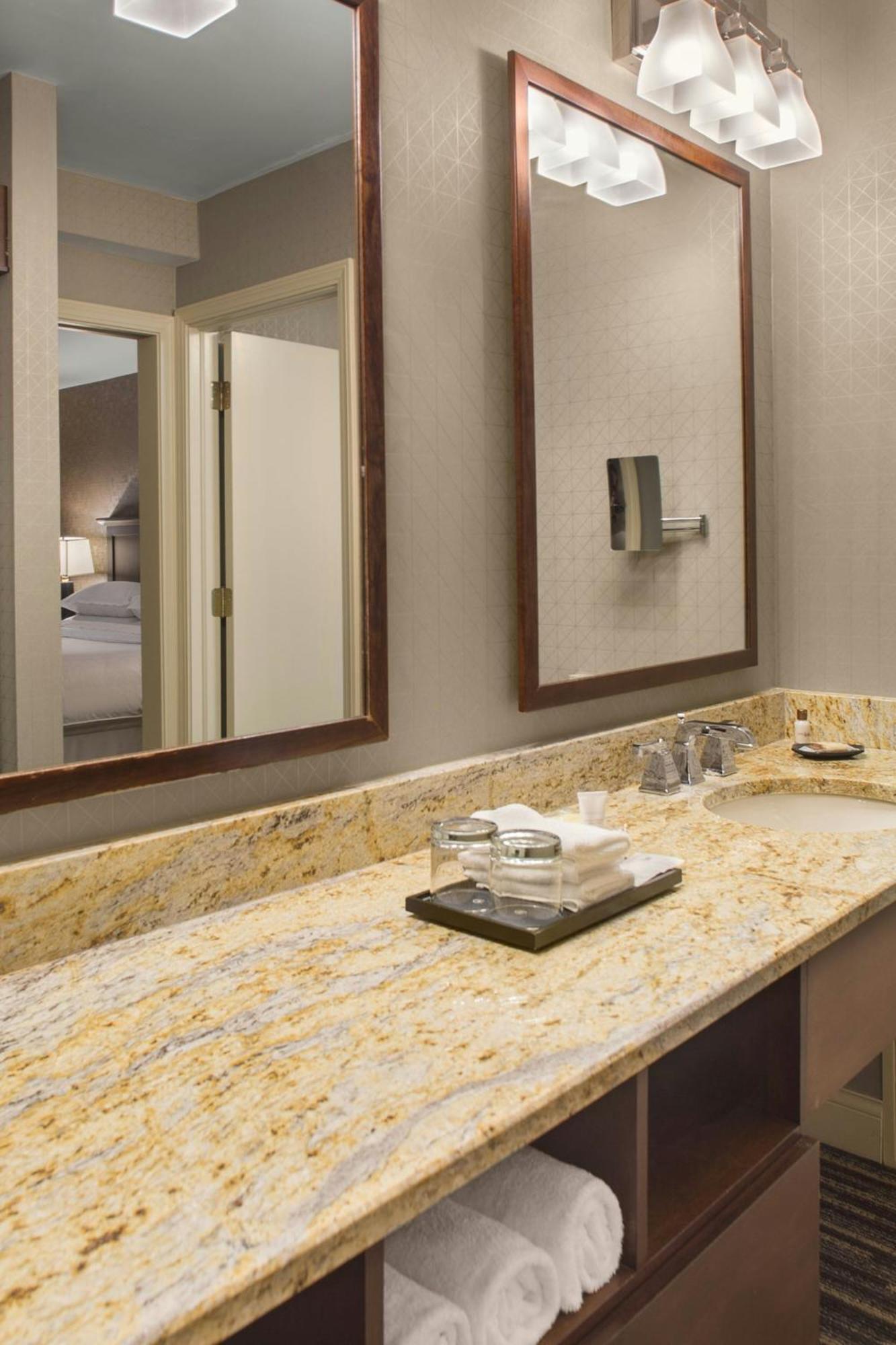 เชอราตัน สวีท แอครอน คูยาโฮกา ฟอลล์ Hotel คูยาโฮกา ฟอลส์ ภายนอก รูปภาพ
